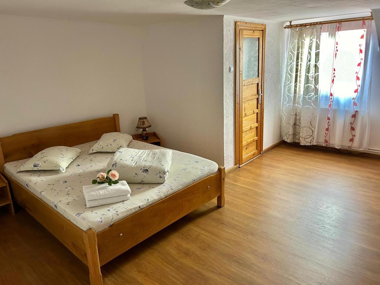 Pensiunea Casa Nina Cîrţişoara Pokoj fotografie